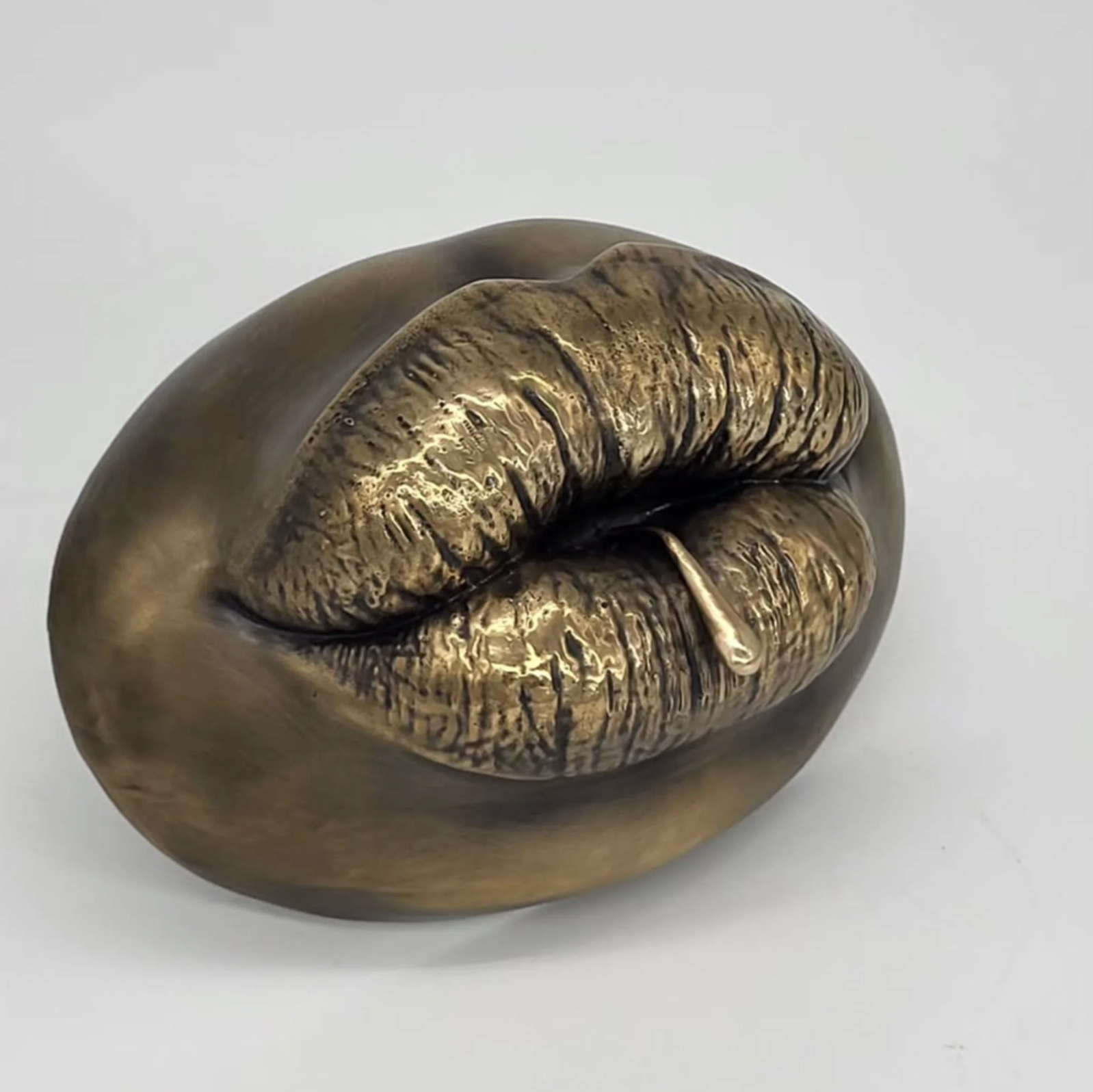 The Lips of River Oaks