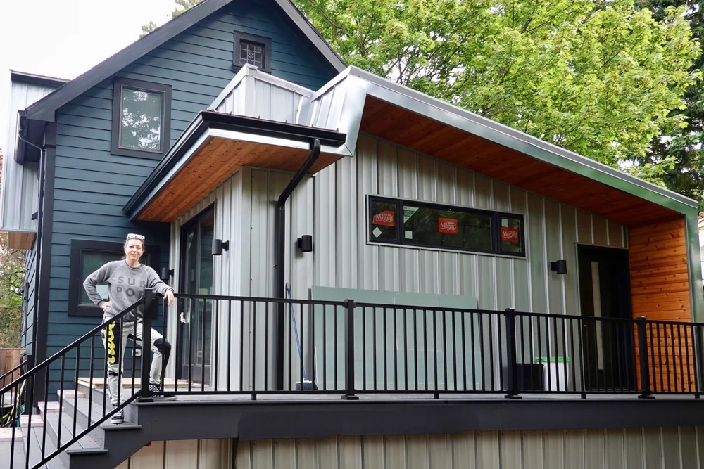 ...NEW PAINT + RAILING