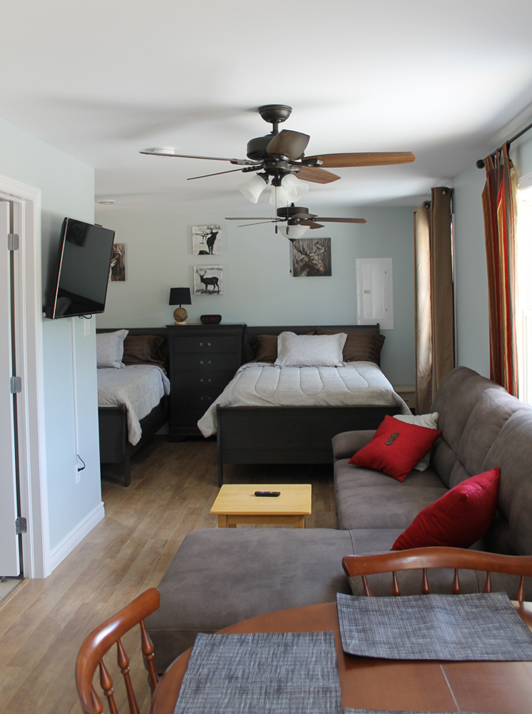  Both cottages have flat screen TV &amp; free wifi 