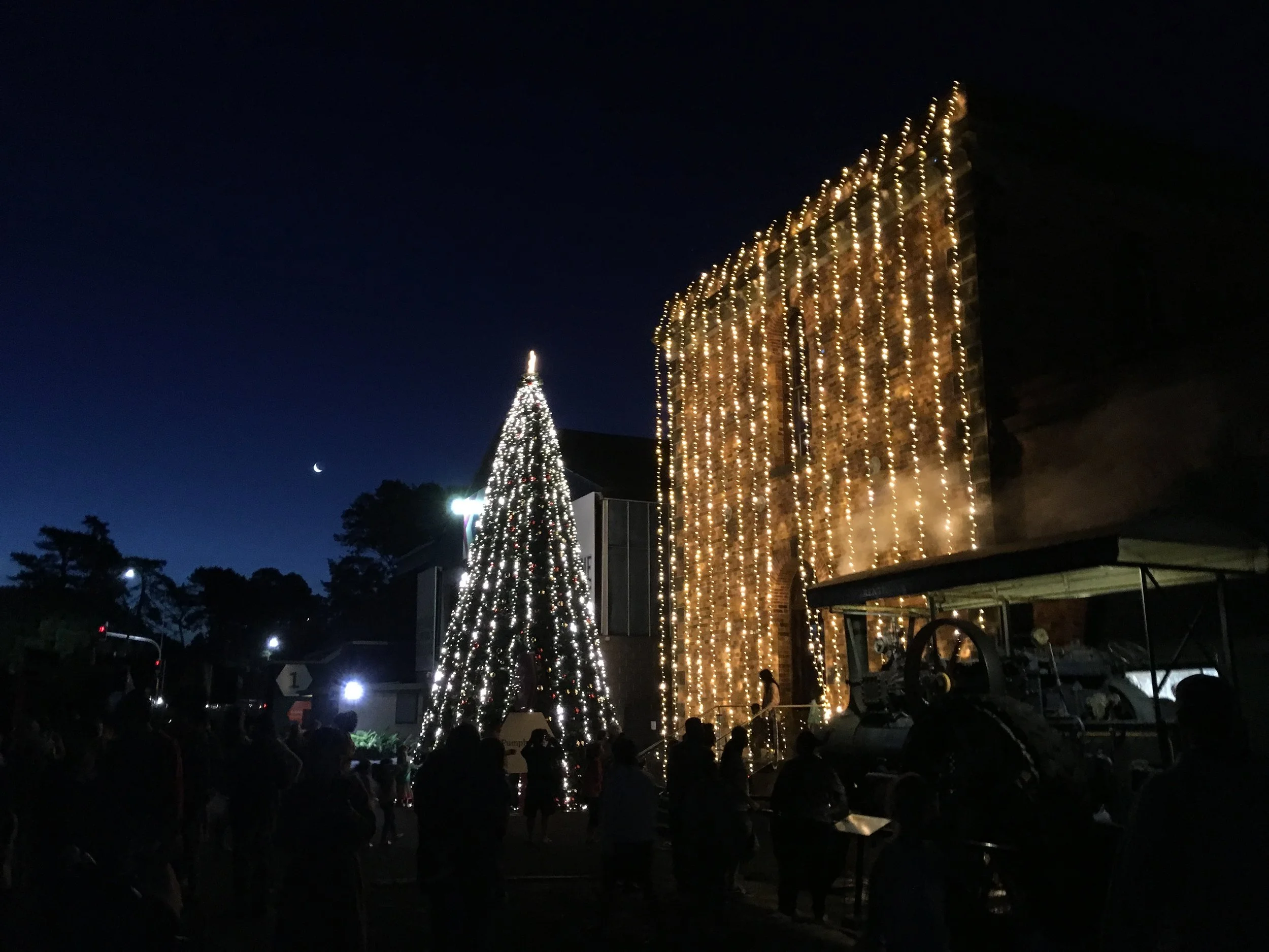 motat | xmas lights 