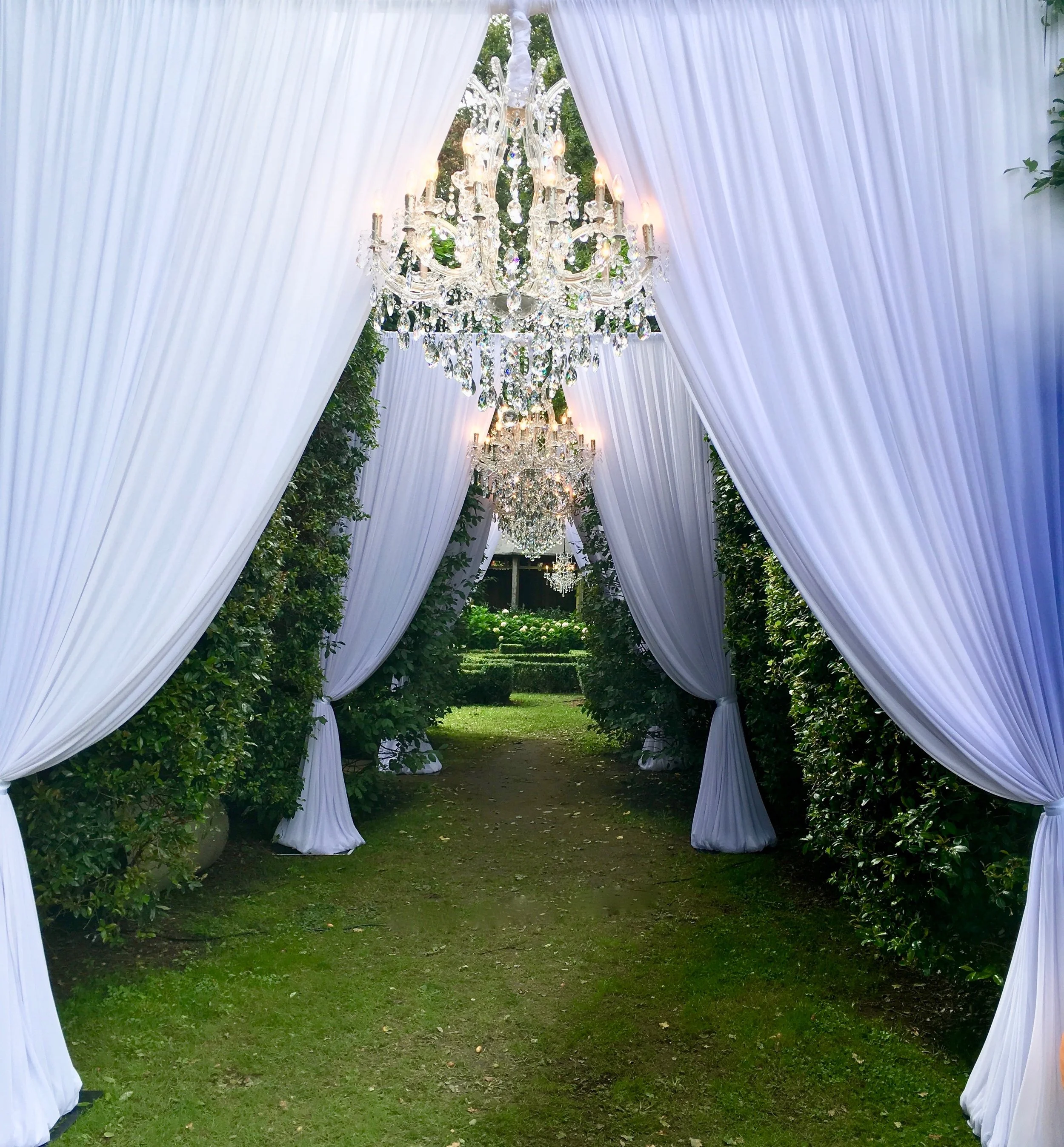 large luxury crystal $375+gst 900mm x 1000mm *install only POA