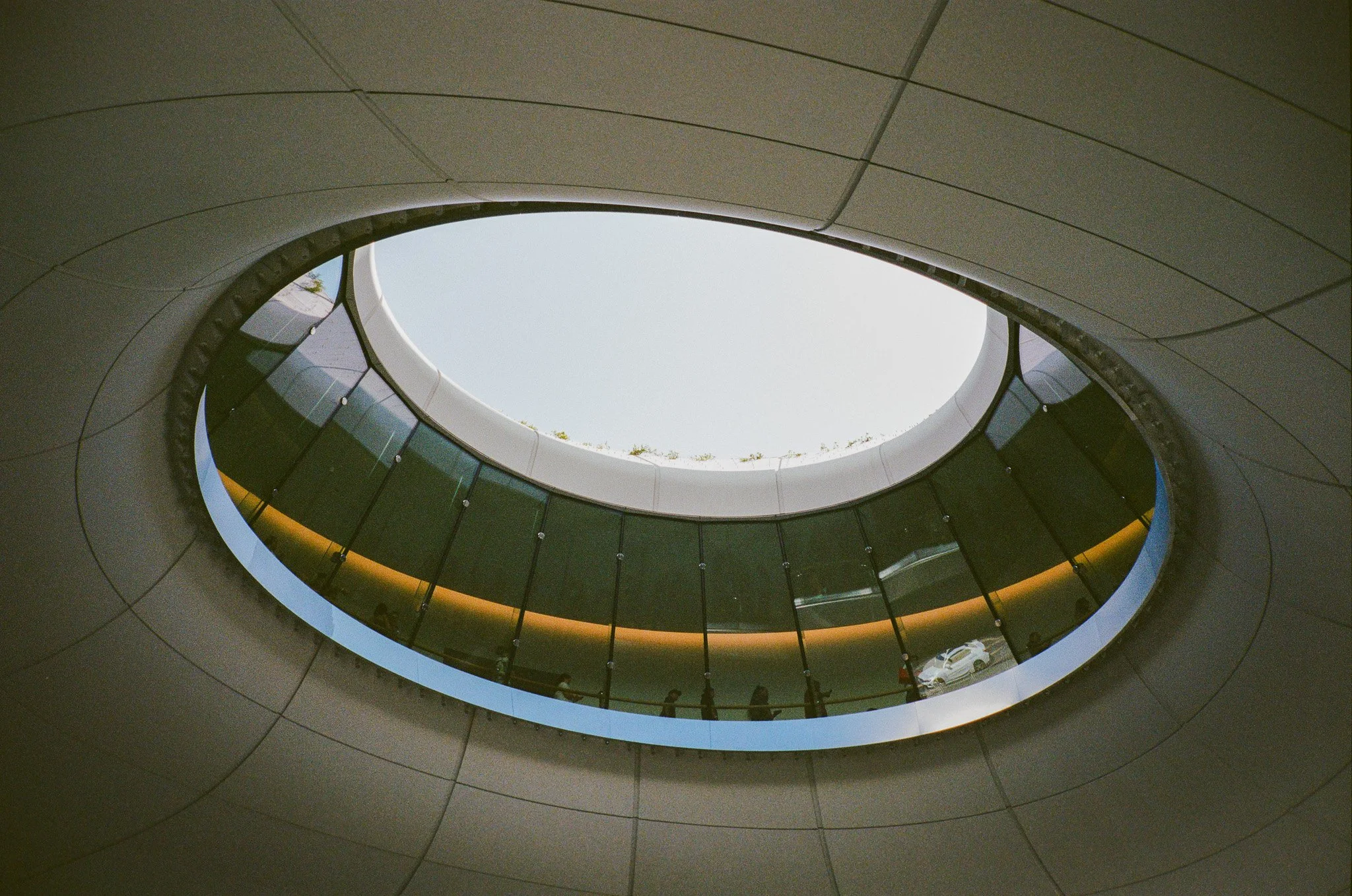 058973010011-2.jpg