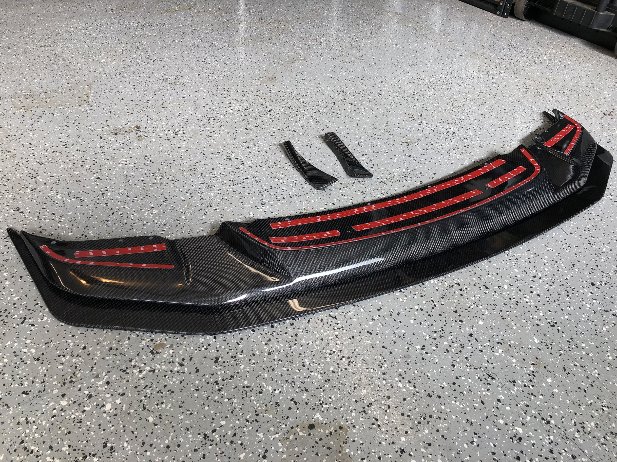 RW Carbon - front adjustable splitter