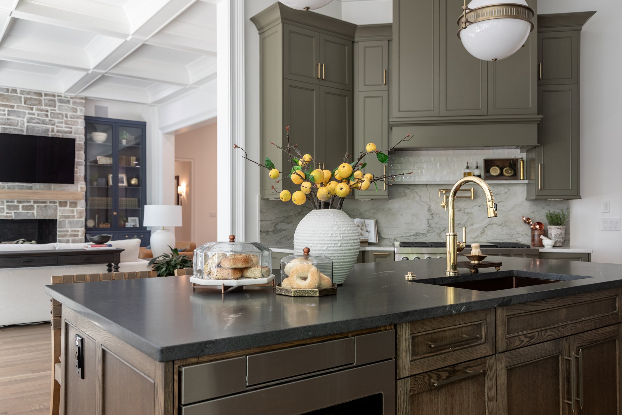 Interior Design 21548 Lake Point Ln-021.jpg