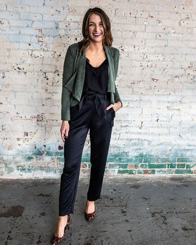 How to make this look spring ready:⁣
⁣
- No jacket sub ankle strap heels⁣
- Sub jacket for jean jacket with roll sleeves⁣ and ankle strap heels - Sub boyfriend blazer for jacket and sub for black paper bag shorts ⁣
⁣
Have any other ideas?! Let us kno