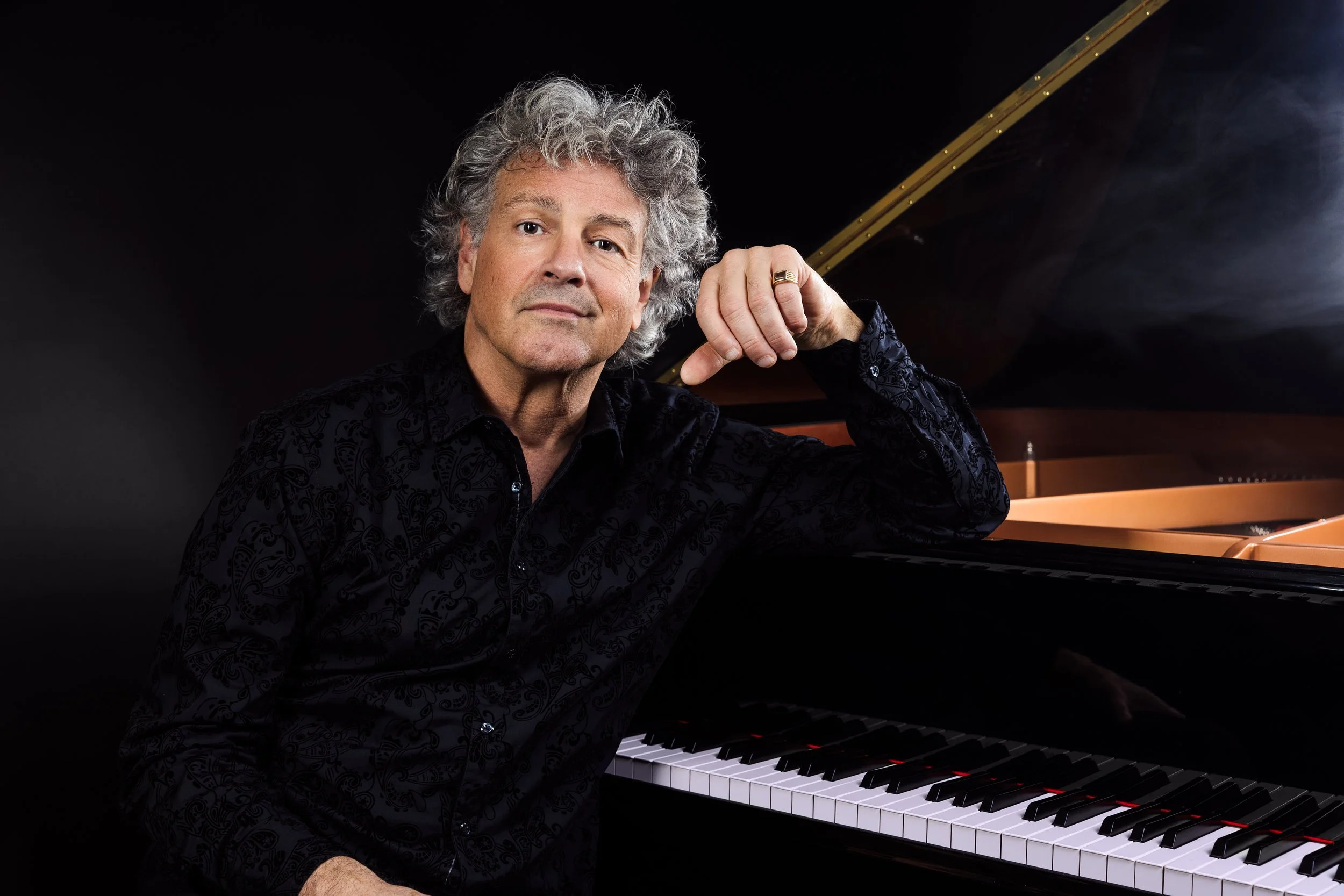 Pete's Trio plays Brooklyn, USA