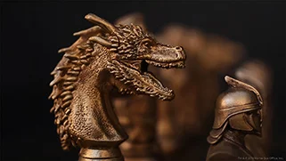 GameofThrones_Chess_02_gold.jpg
