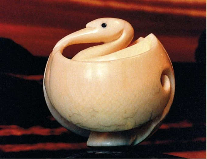 This kōtuku was commissioned by Toyota NZ as a gift to their parent company in Japan to mark New Zealand’s sesquicentennial year. The kōtuku was chosen as white herons or white cranes are sacred birds in both countries. I have an interest in the fas…