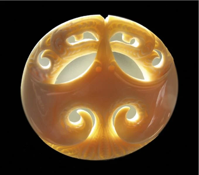 This kaitiaki carving of Hākuwai depicts him as he was last seen, silhouetted against the moon, before disappearing from sight forever