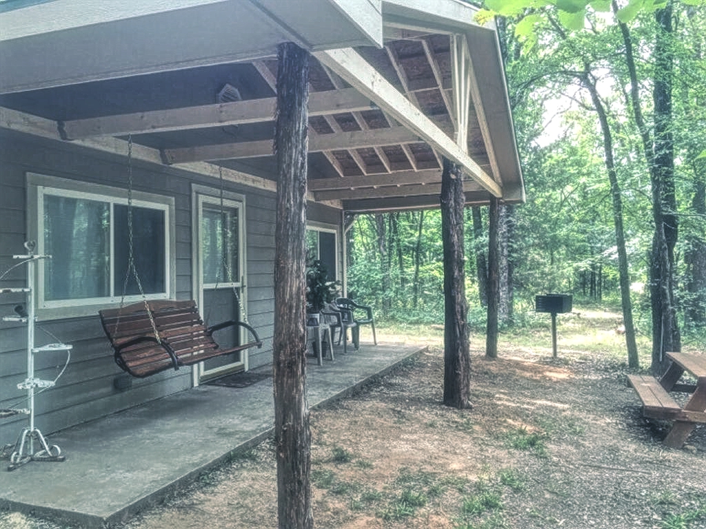 Porchswing.jpg