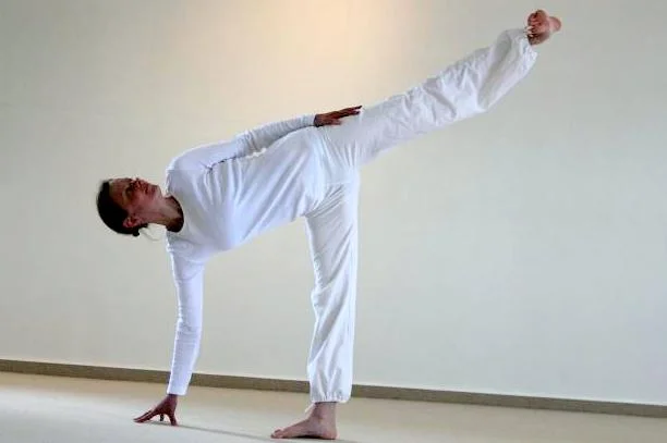 Ardha Chandra.jpg