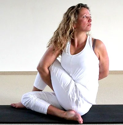 yogaschoolardhamatsyendra.jpg