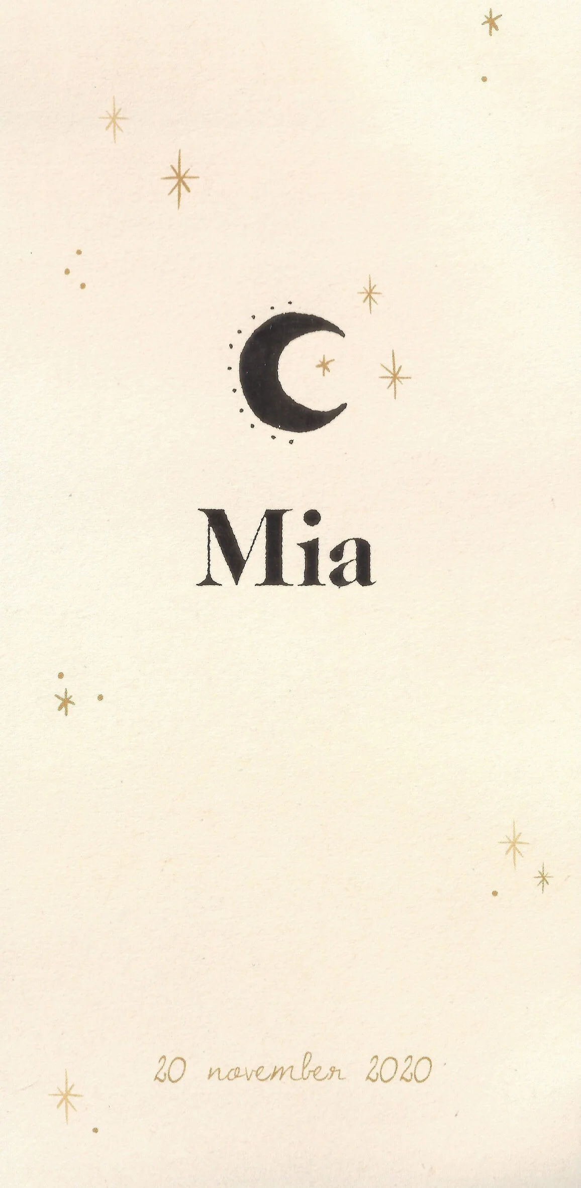 Mia.jpg