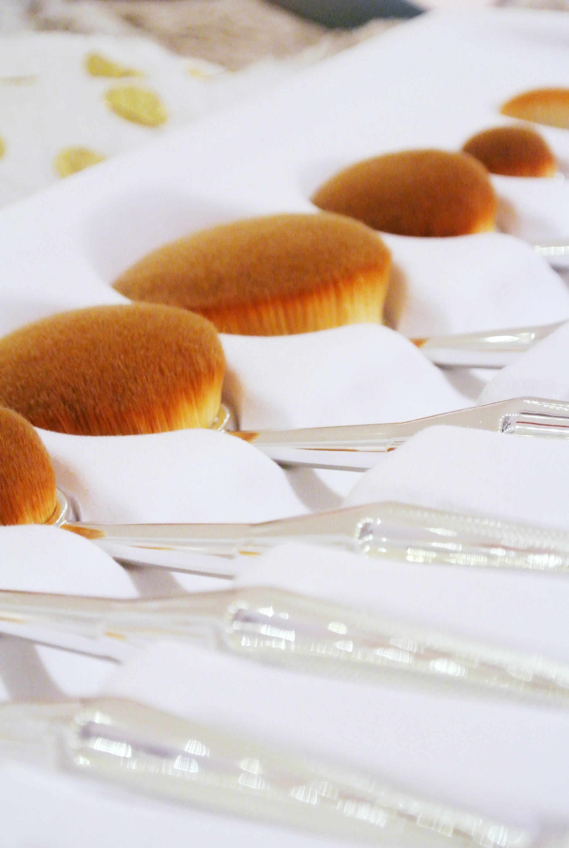 Oval Makeup Brushes | ebbony&lune
