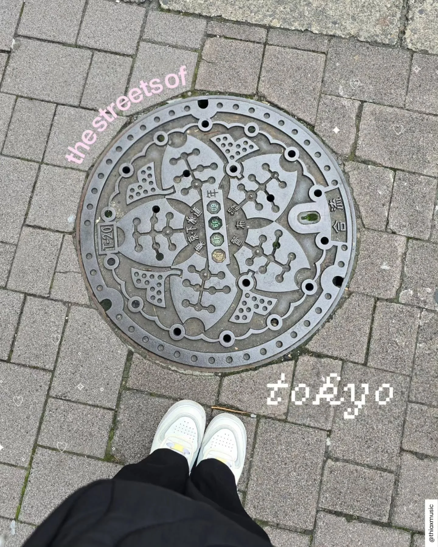 still can't get over how shibuya made me feel 😌

apparently I turn into a city girl when in Asia.. but honestly how can you not with the colourful billboards, bright signs, exposed railways &amp; all the beautiful lights~

we're both so used to seei