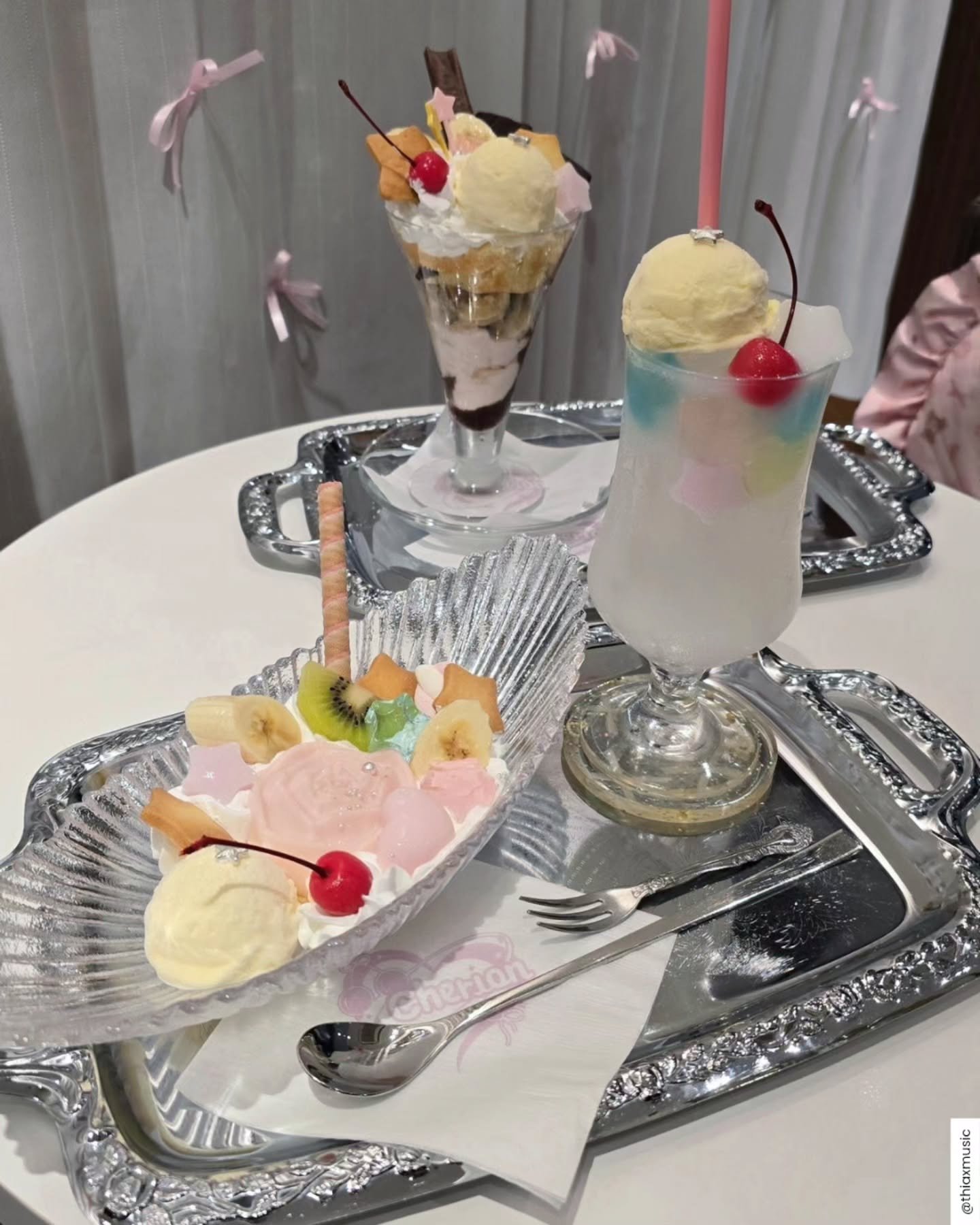 ☆ the y2k pinterest cafe of our dreams ☆

i wish we had these cute, aesthetic cafes &amp; desserts/drinks here too.. all of the details here are so pretty, even the tableware &amp; straws~ 🩷

⋆. 𐙚˚࿔ 𝑾𝑯𝑨𝑻 𝑾𝑬 𝑮𝑶𝑻 𝜗𝜚˚⋆

&hearts;︎ strawberry