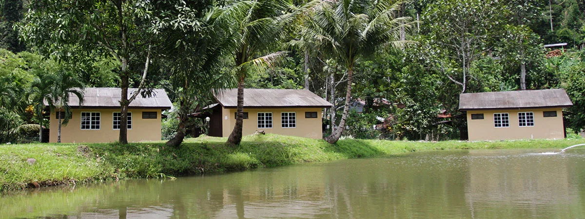 Chalets; Gagah, Cergas & Berani
