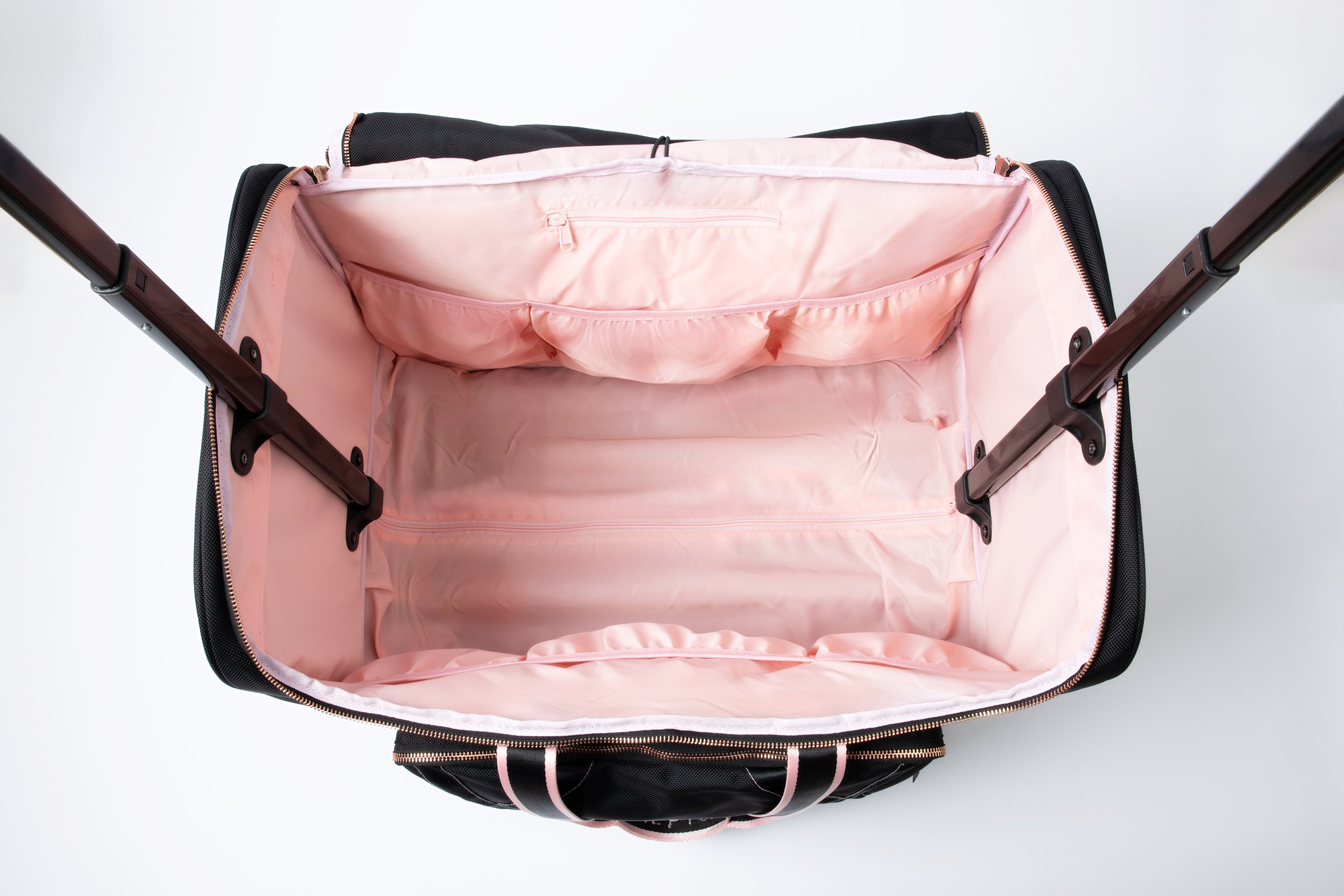 PERFORMANCE DUFFLE INTERIOR.jpg