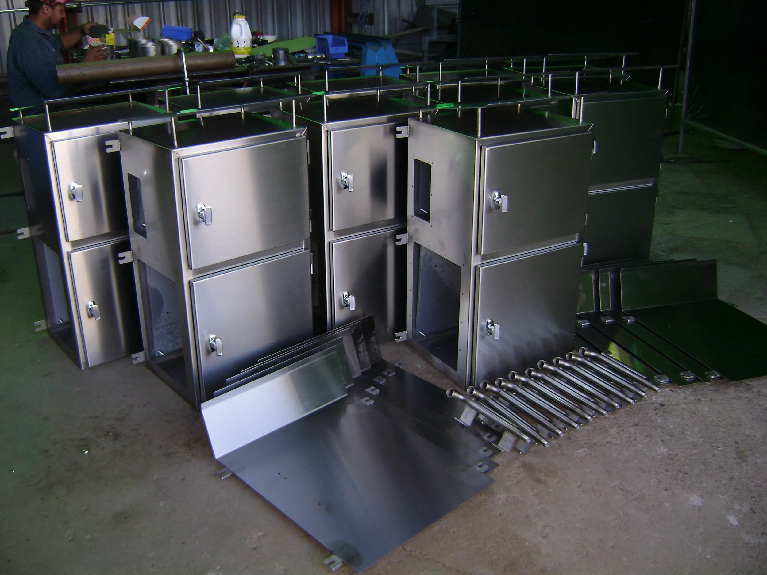 Direct mining cabinets 1 002.jpg