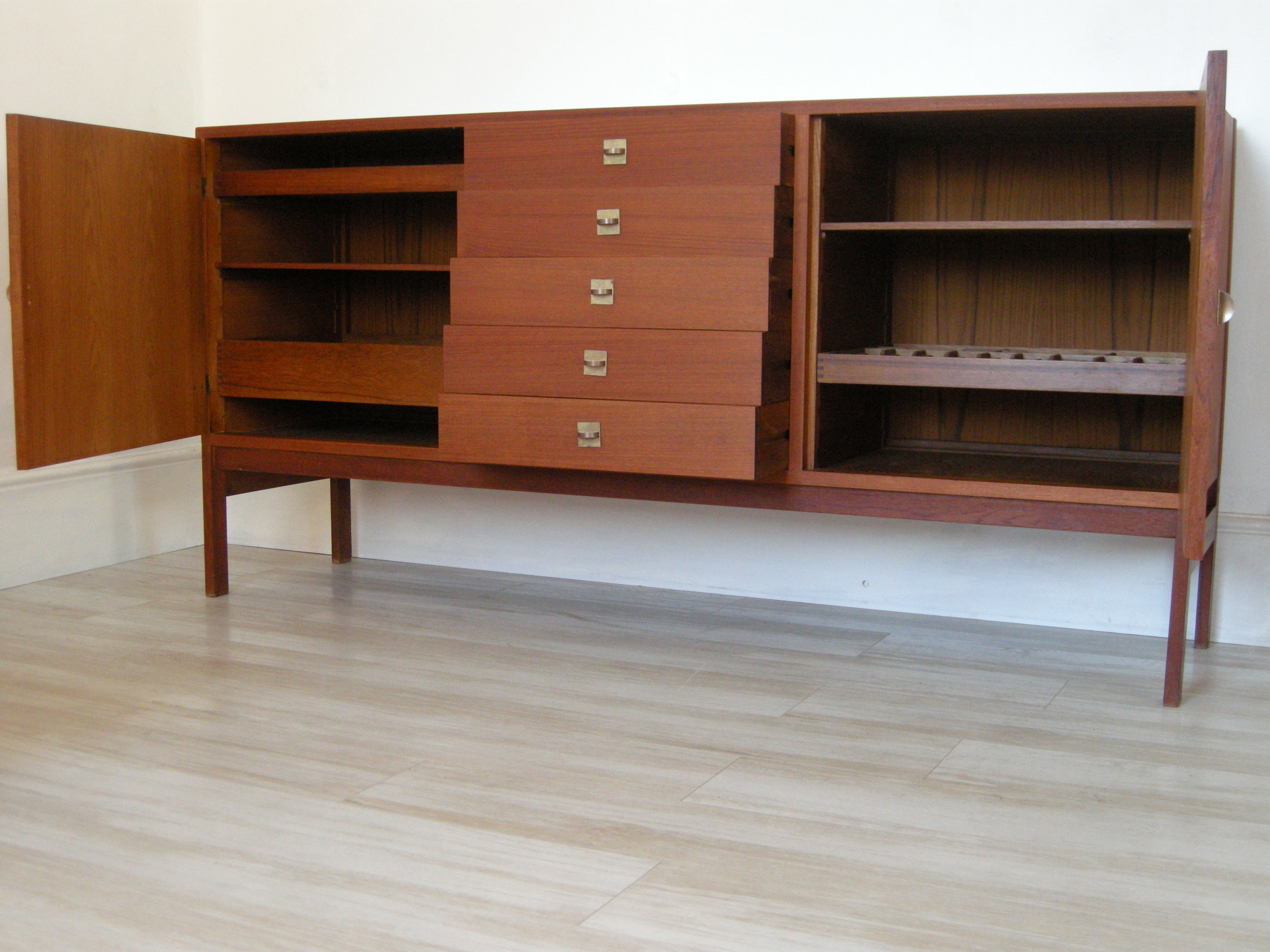 013.JPG