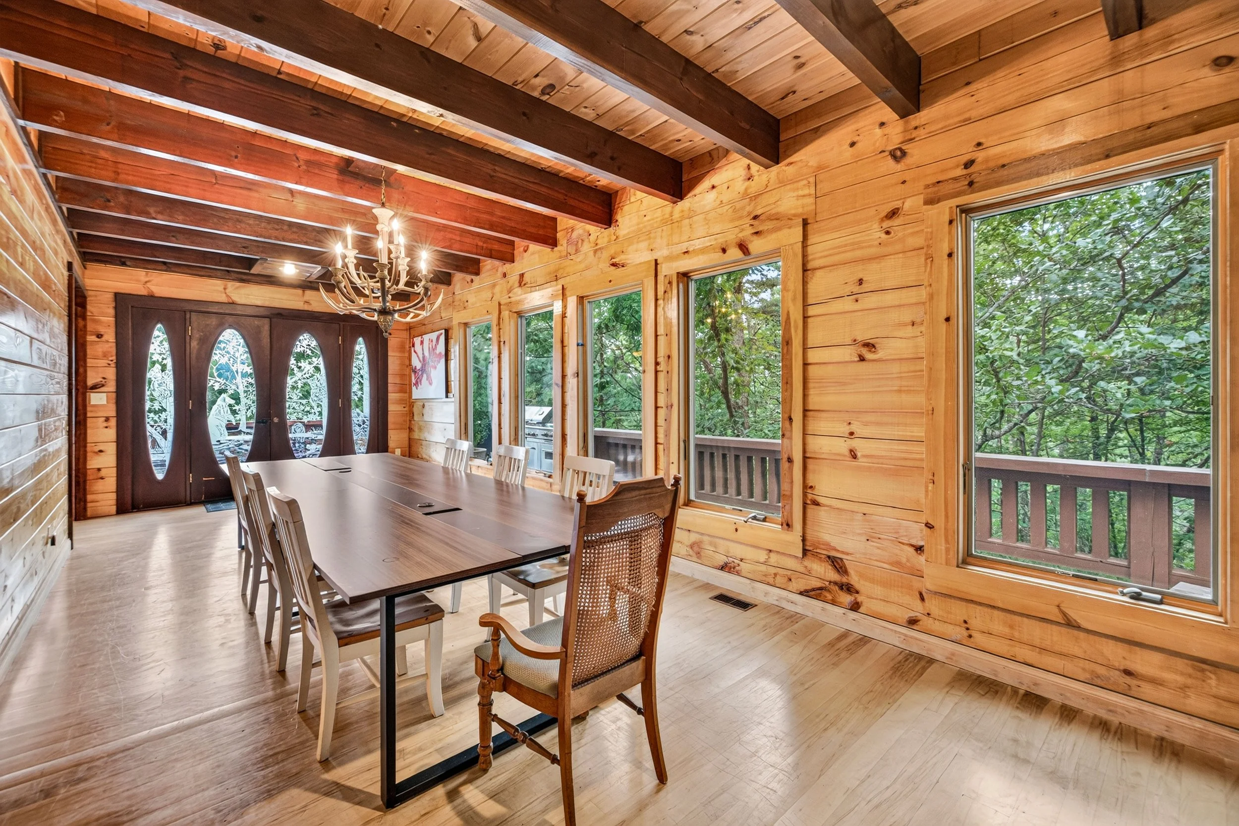 Paytons Peak - Dining Room-1006.jpg