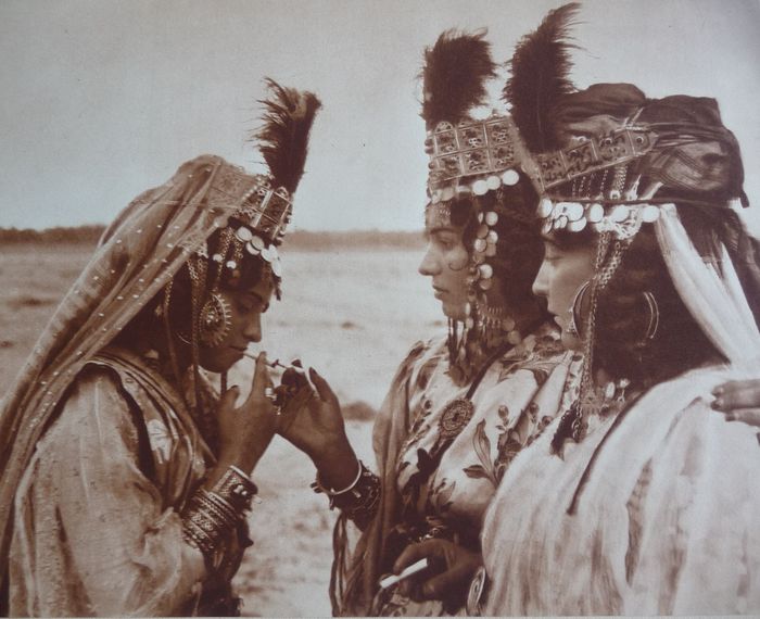 Le Sahara Ses Oasis - 1934.jpg