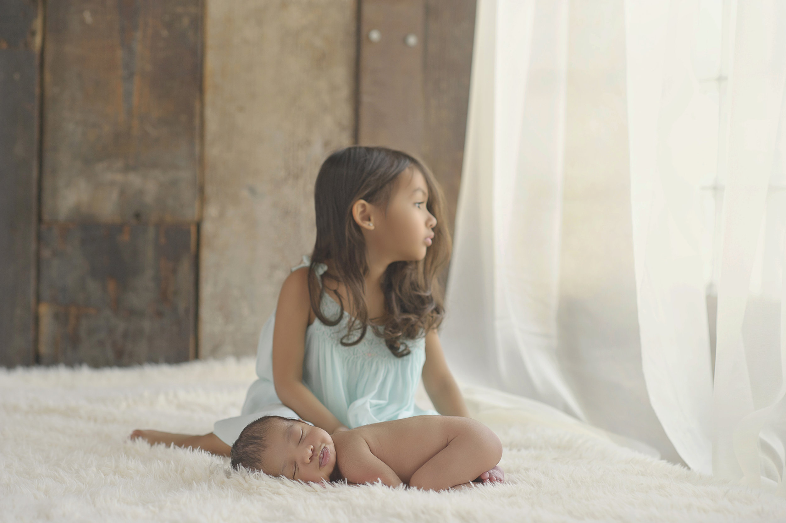 CHICAGO-BEST-NEWBORN-PHOTOGRAPHER-SRI-JANA-22.jpg