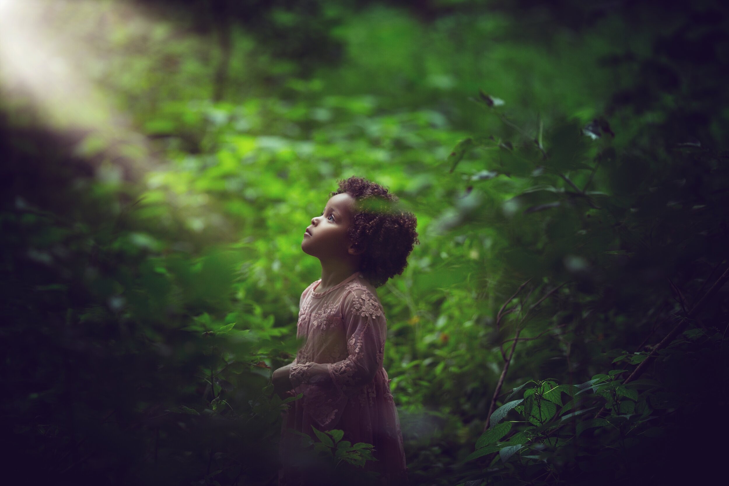 Chicago baby photographer captures outdoor moments