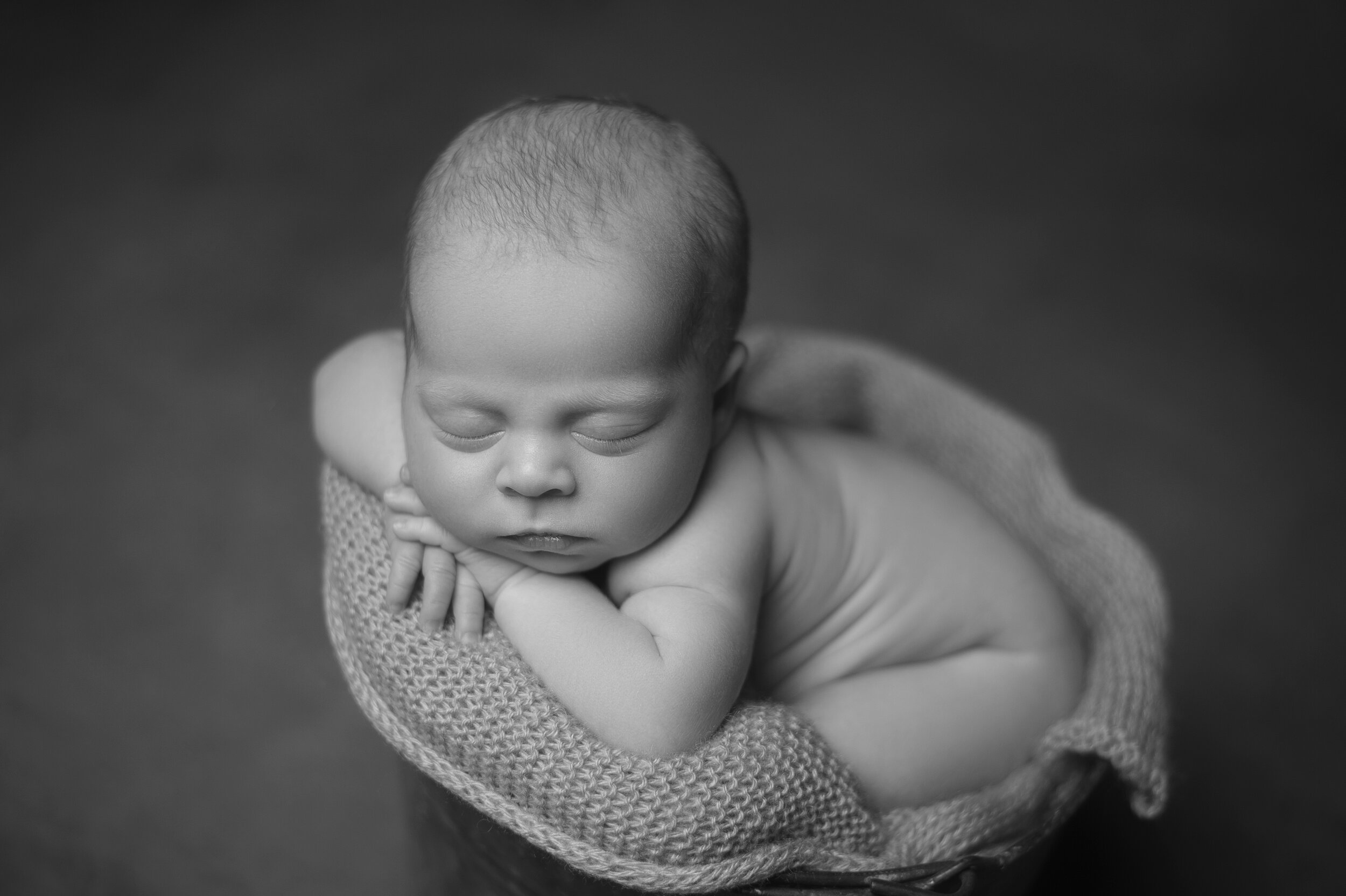 Chicago Best Newborn Photographer - Sri and Jana Photography