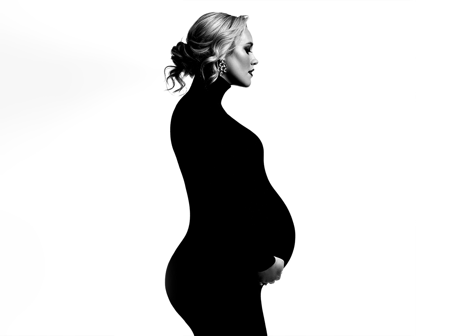 Chicago-Maternity-Photographer-Black-and-White-Photography.png