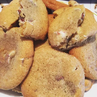 eggie cookies.jpg