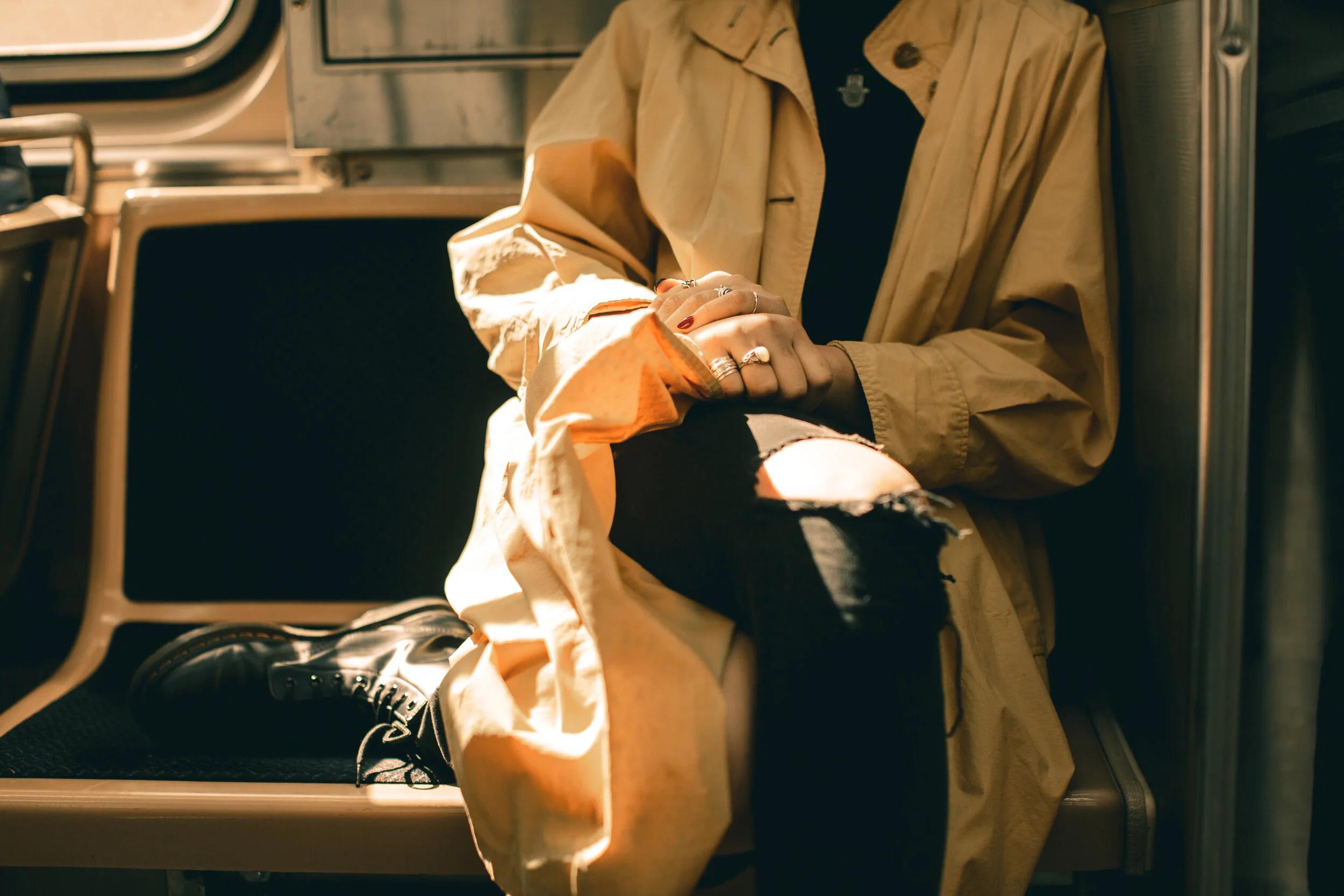 KIKI YELLOW JACKET.JPG