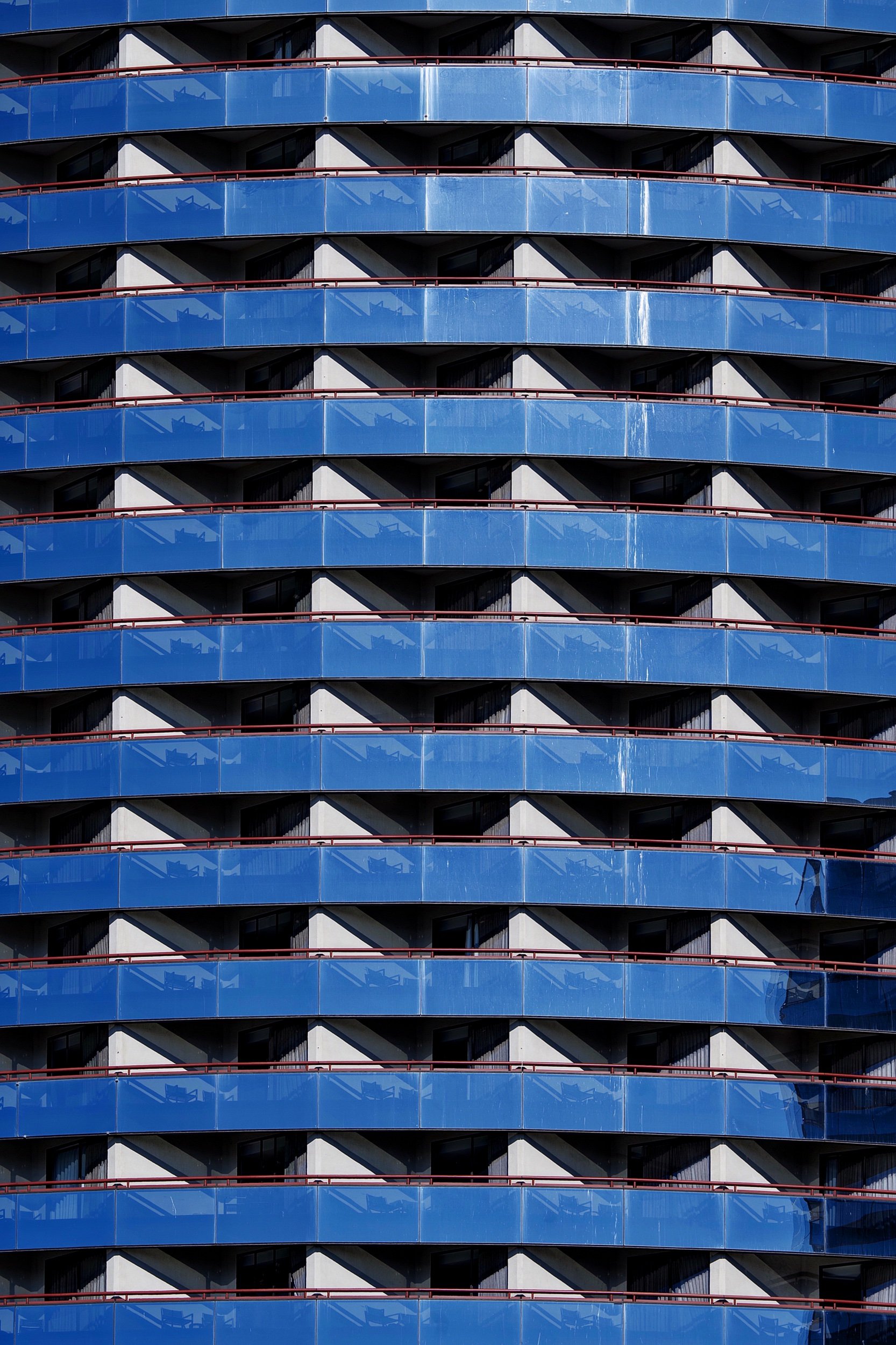 Convex Blue Curves