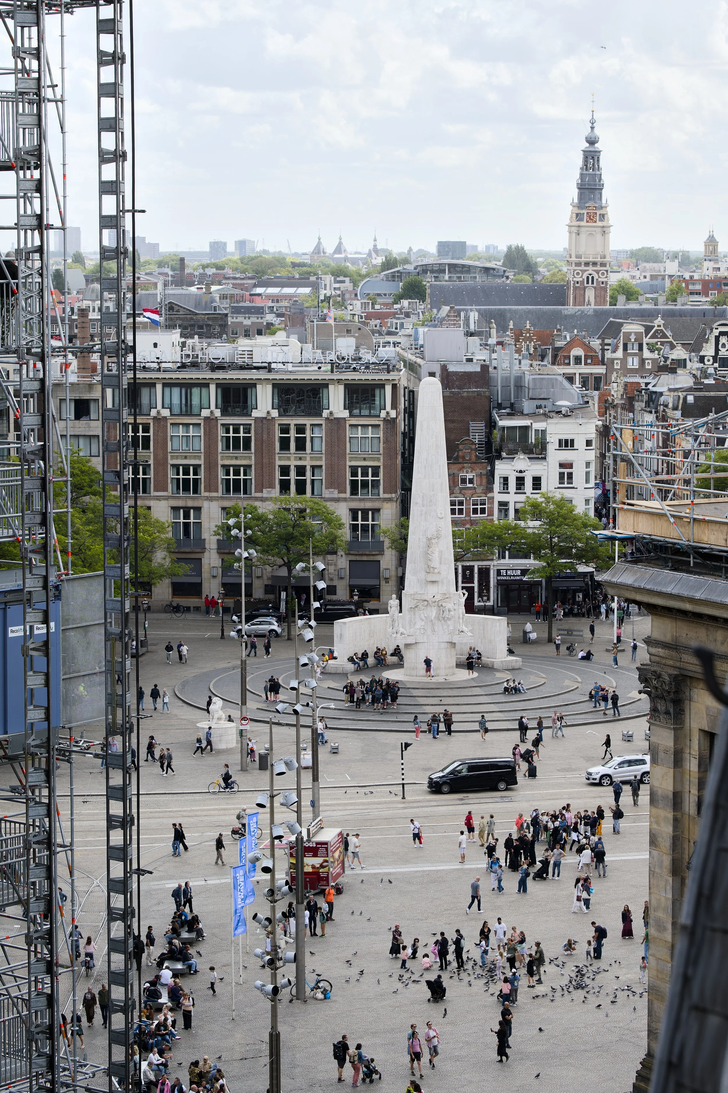DAM SQUARE.jpg