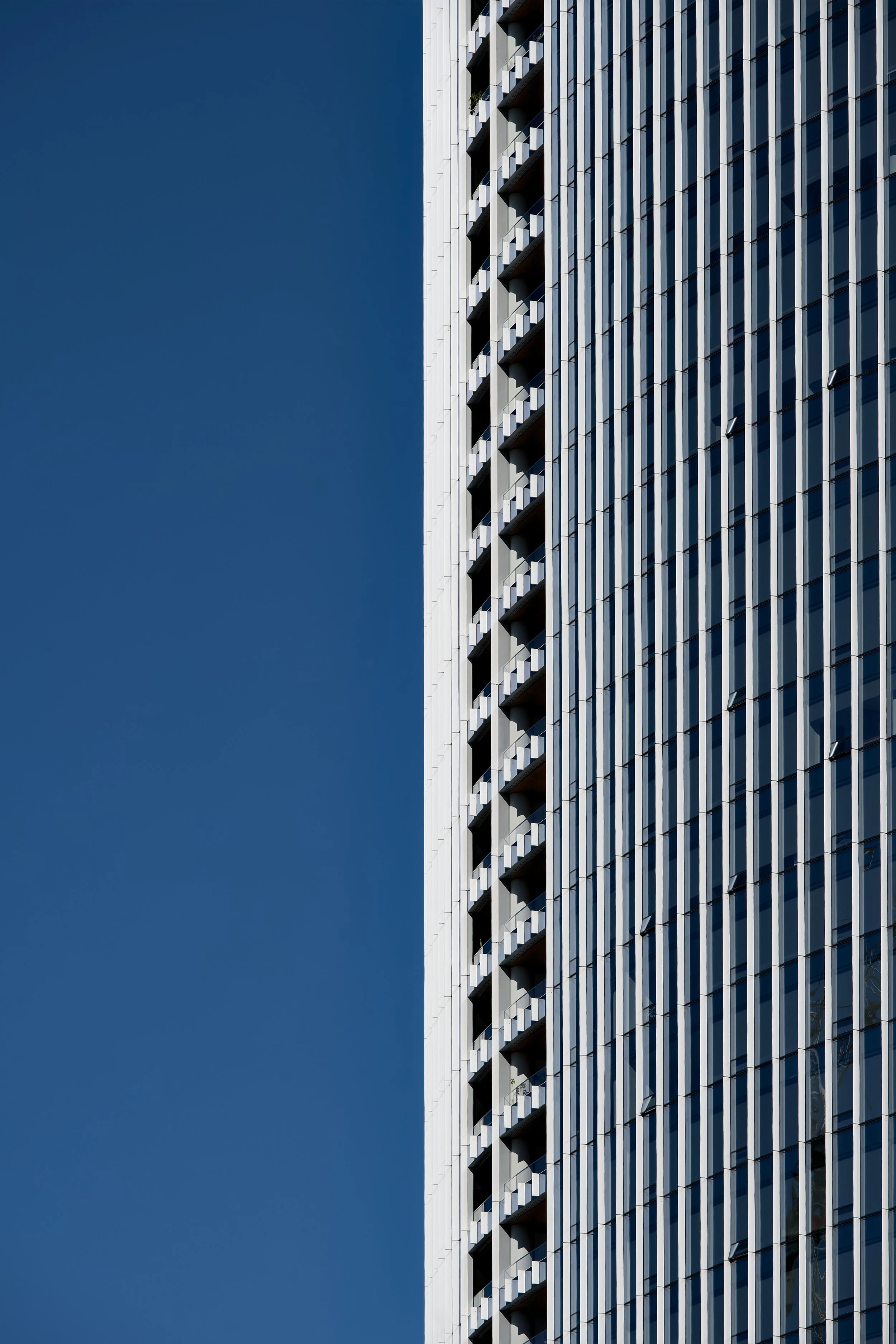 MODERN BALCONIES.jpg