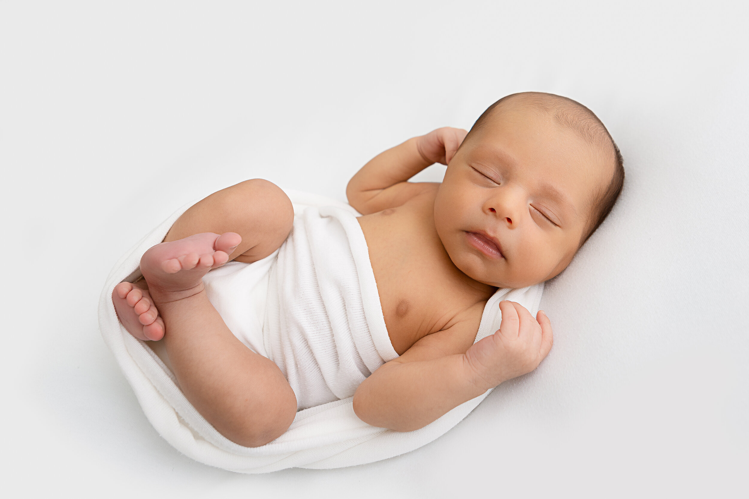 Acevedo Newborn-22.jpg