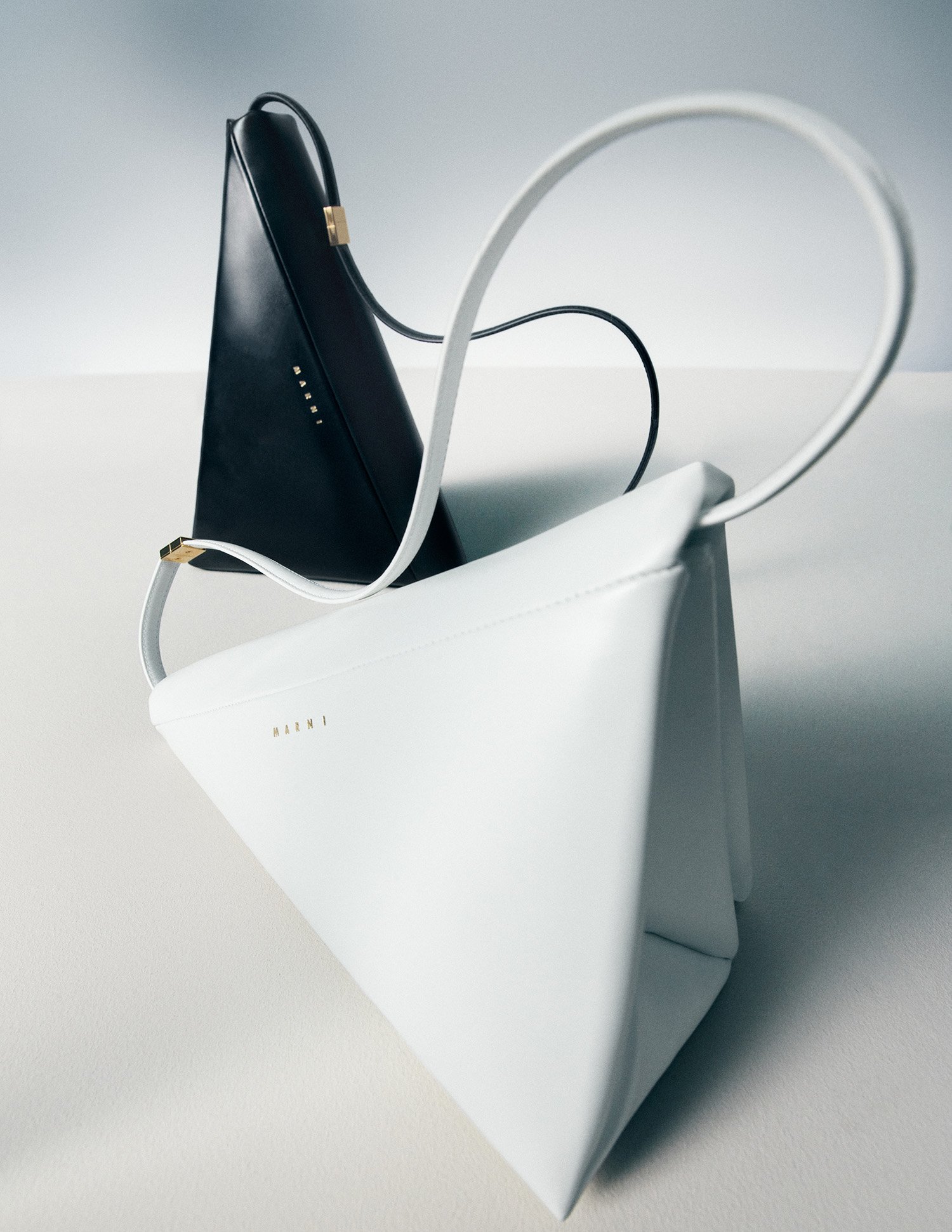 OPTION_20230916_FASHION_STILLLIFE_Shot_07_701-Layered_R4_Final copy.jpg