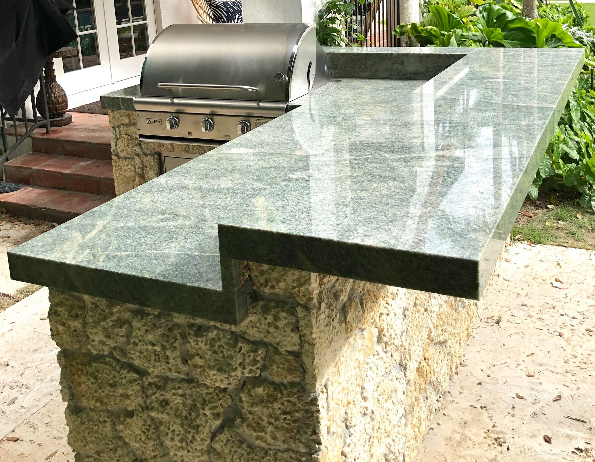 Miami Custom Outdoor Kitchens Superior Exteriors Custom Outdoor Kitchens Miami