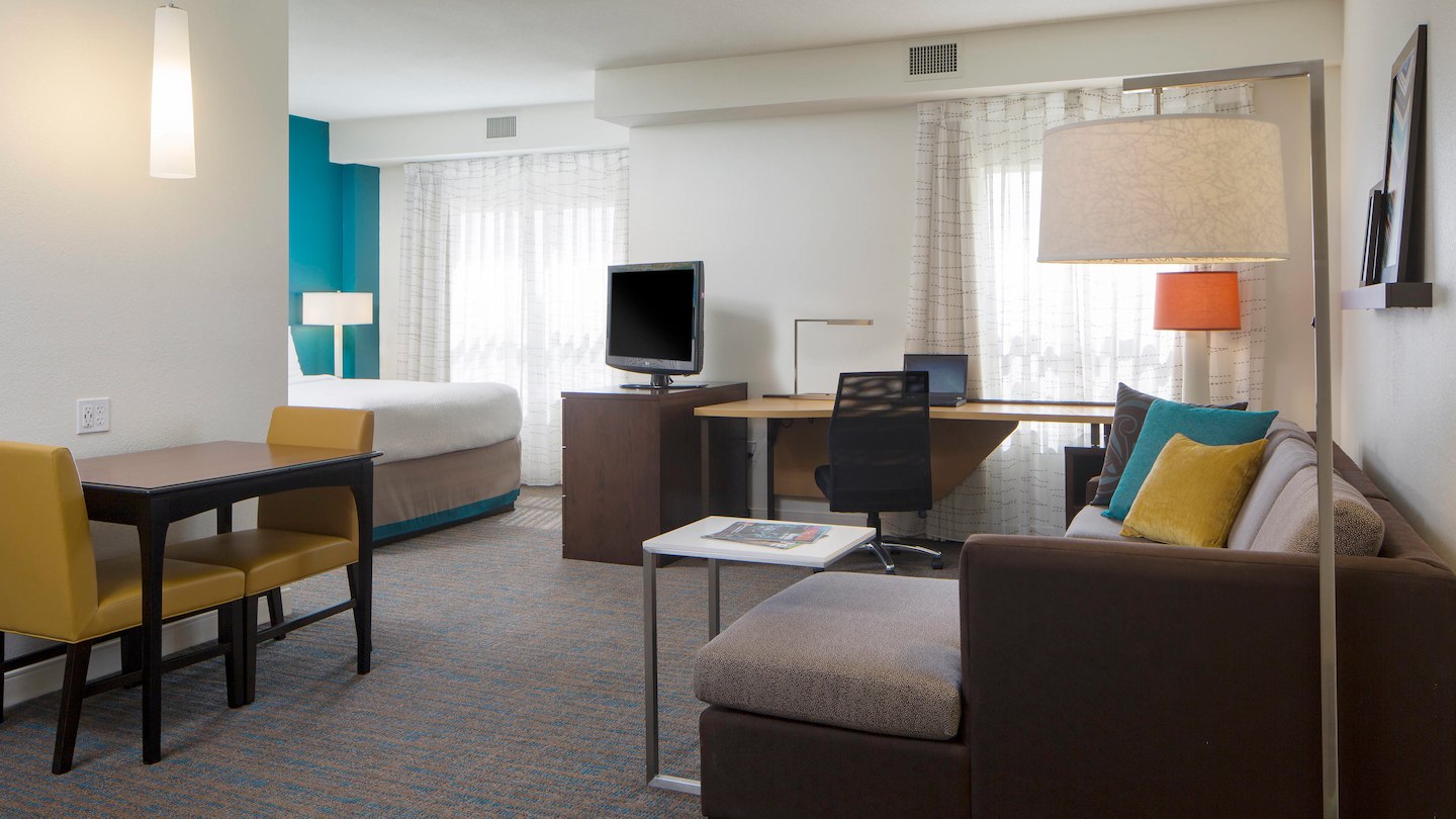 mcosw-suite-0064-hor-wide.jpg
