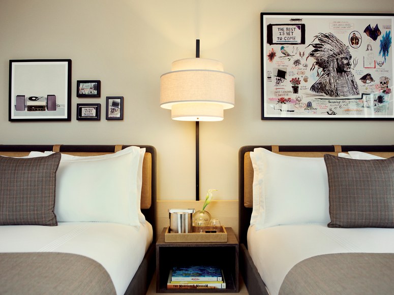 Room2-ThompsonChicago-ChicagoIL-CRHotel.jpg
