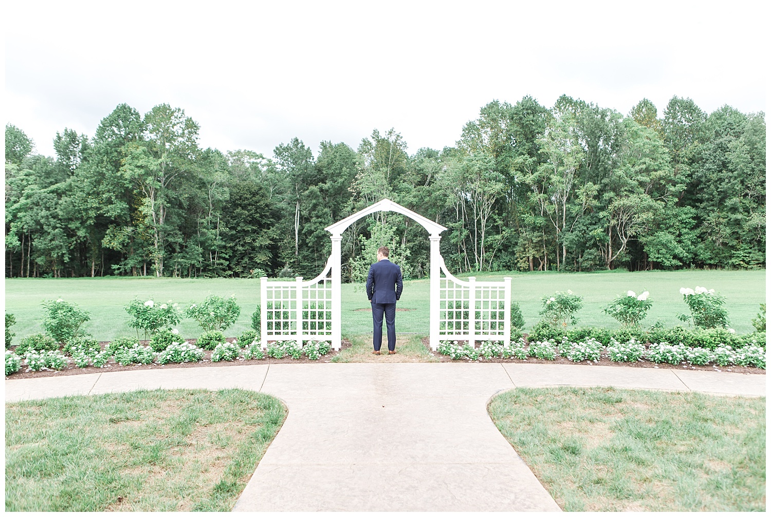 Virginia Wedding Photographer - Vineyard Estate at New Kent Winery