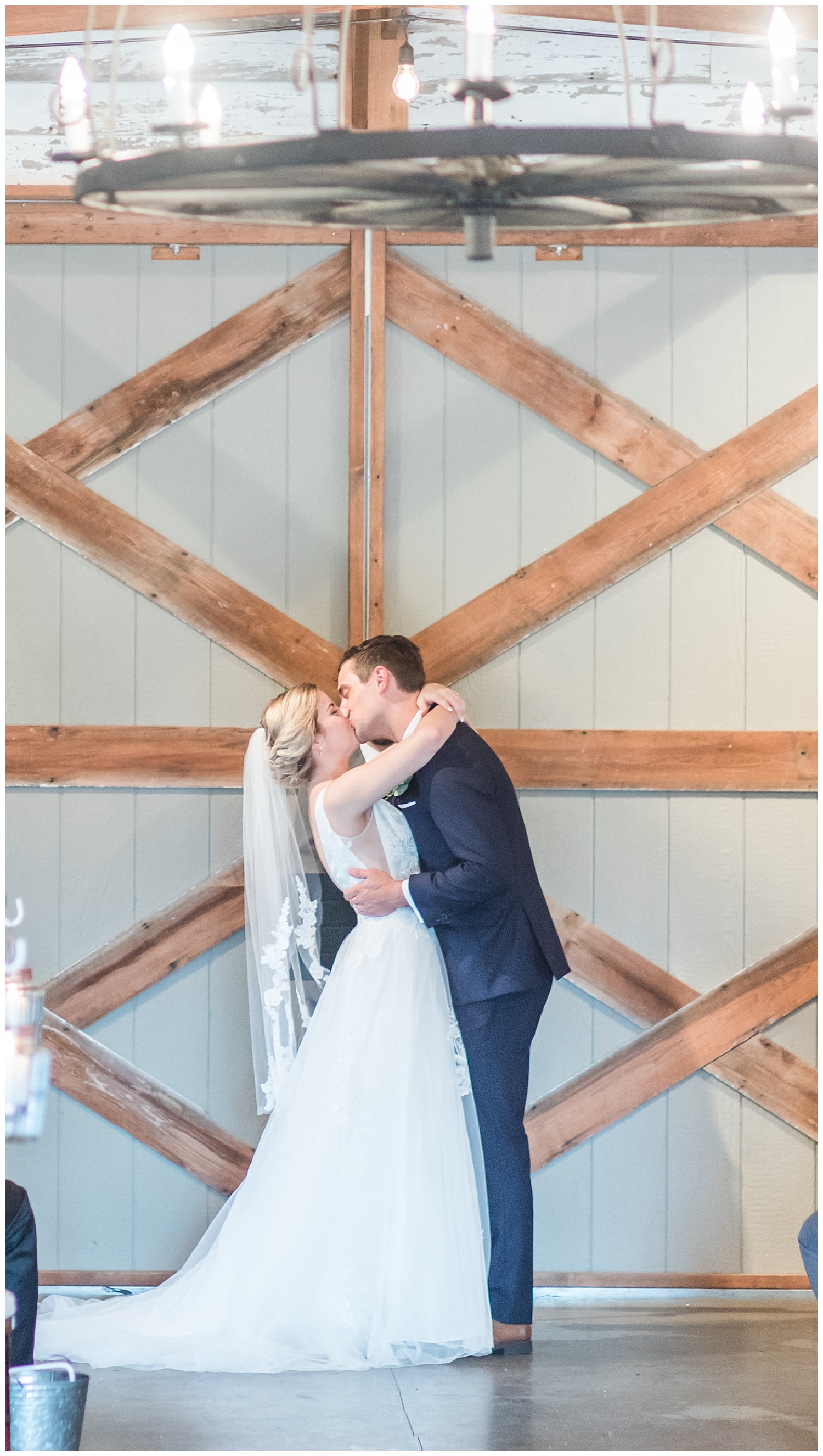 Virginia Wedding Photographer - Vineyard Estate at New Kent Winery
