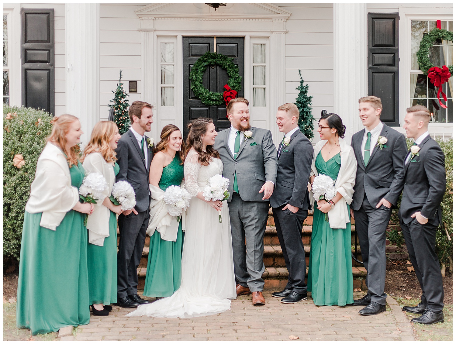 Virginia Cliffe Inn Wedding at Christmastime - Virginia Wedding Photographer