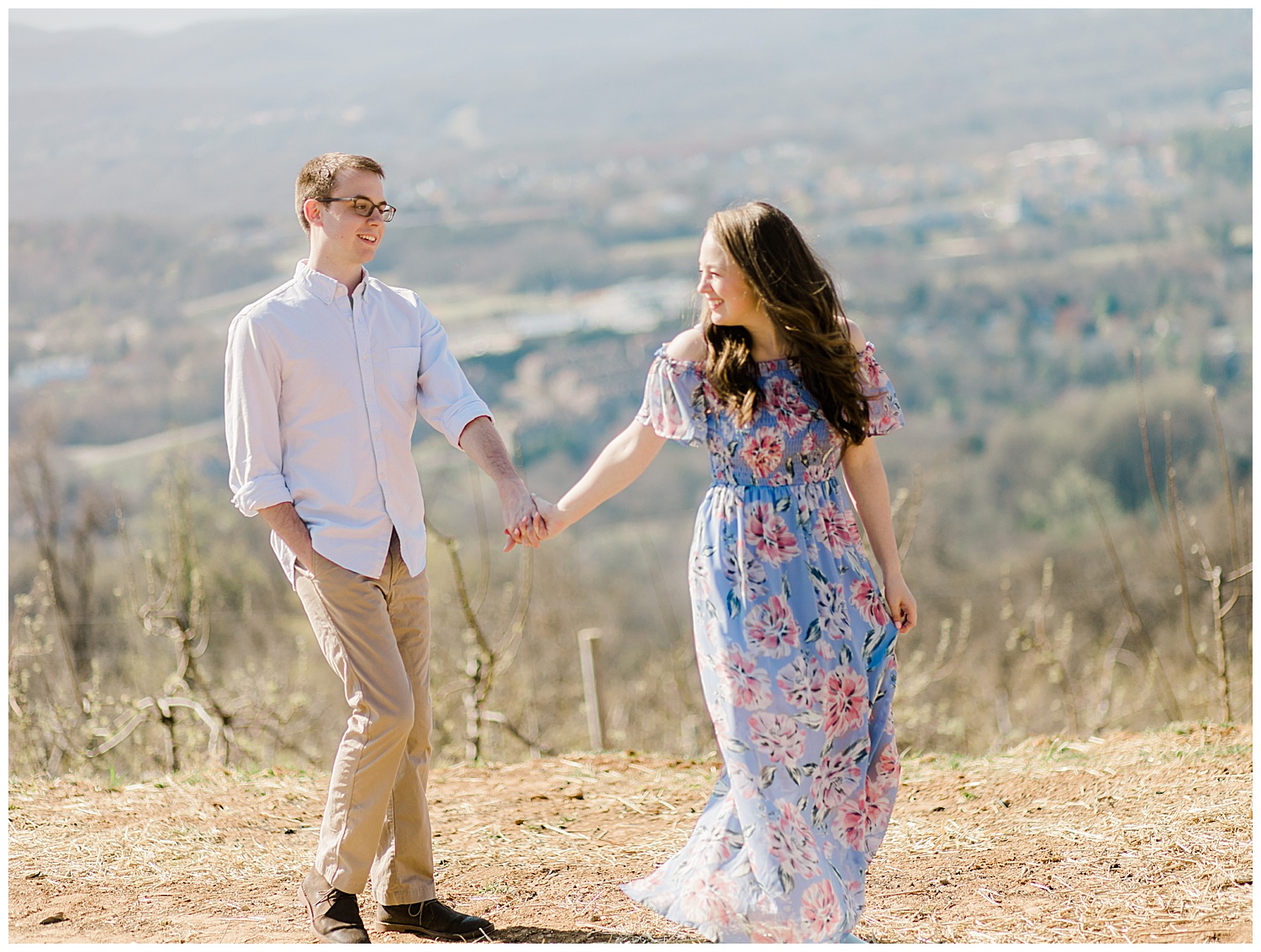 Carter Mountain Engagement Photos | Charlottesville, Virginia