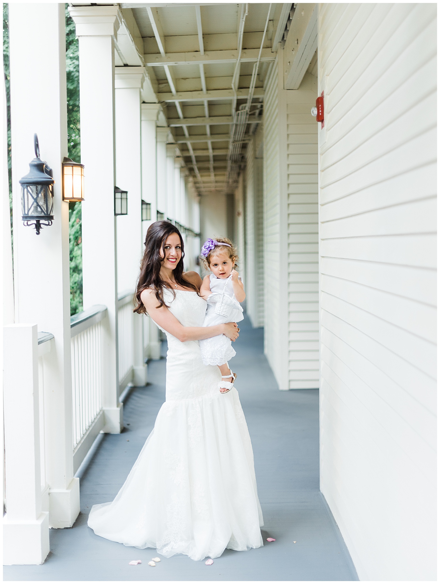 Linden Row Inn Wedding Photos | Virginia Wedding Photographer