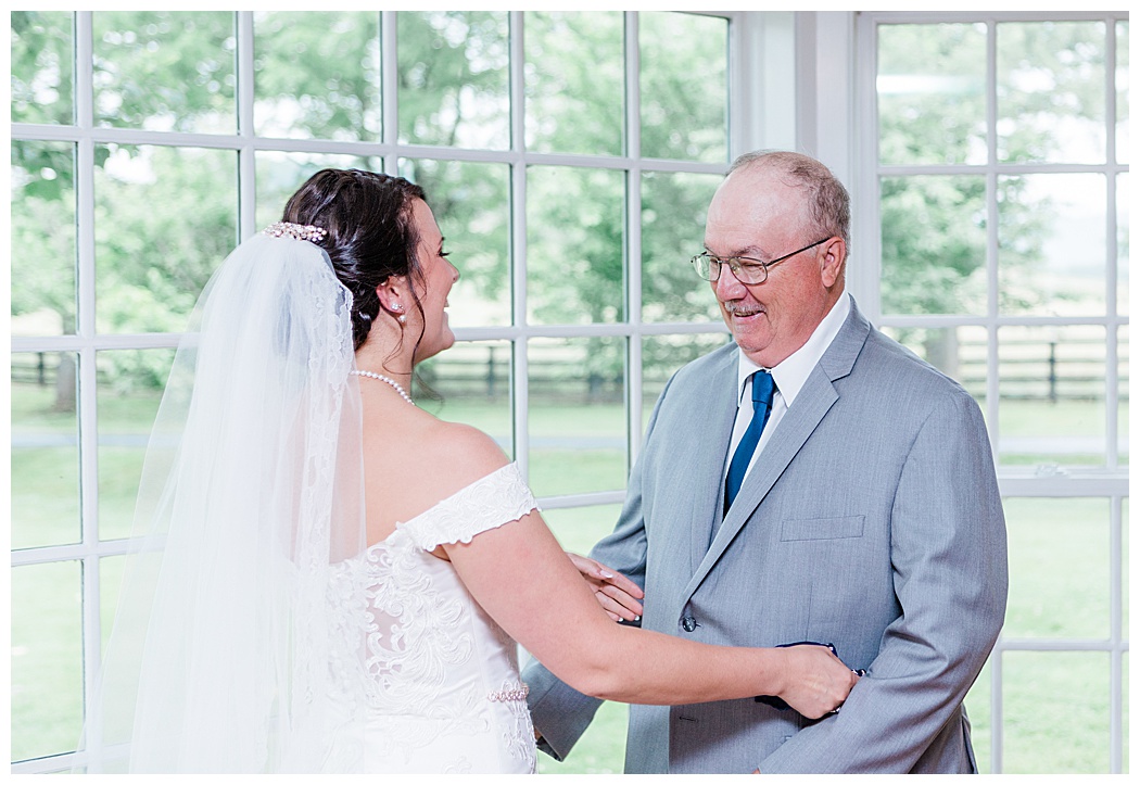 River-Uplands-Farm-Wedding-Photographer_0010.jpg