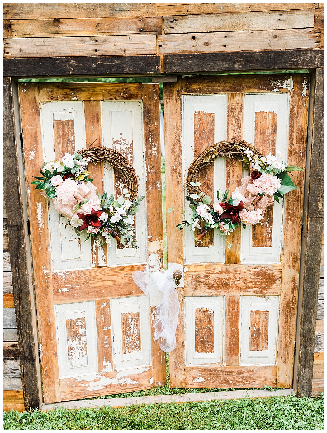 River Uplands Farm Wedding | Virginia Wedding Photographers