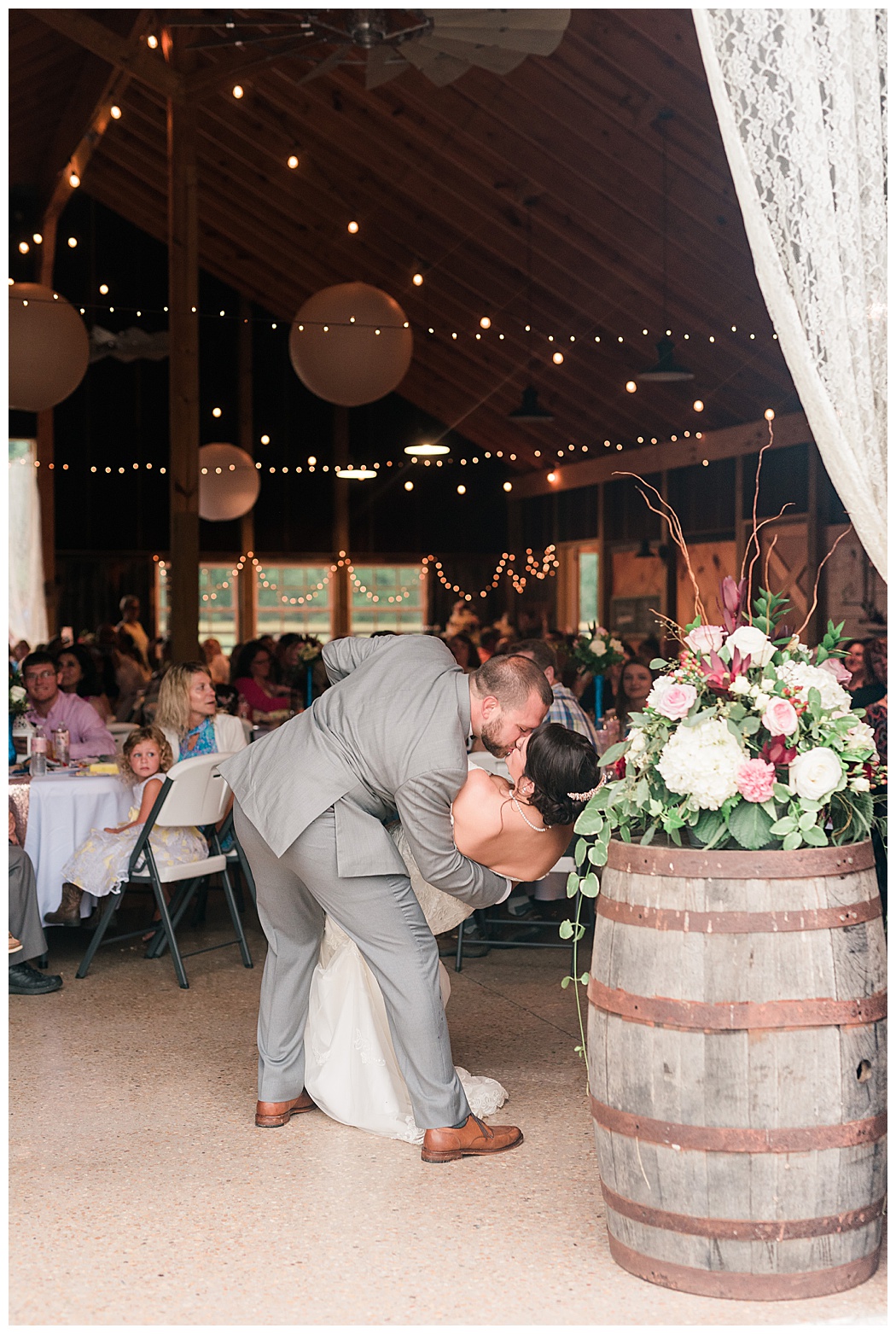 River Uplands Farm Wedding | Virginia Wedding Photographers 