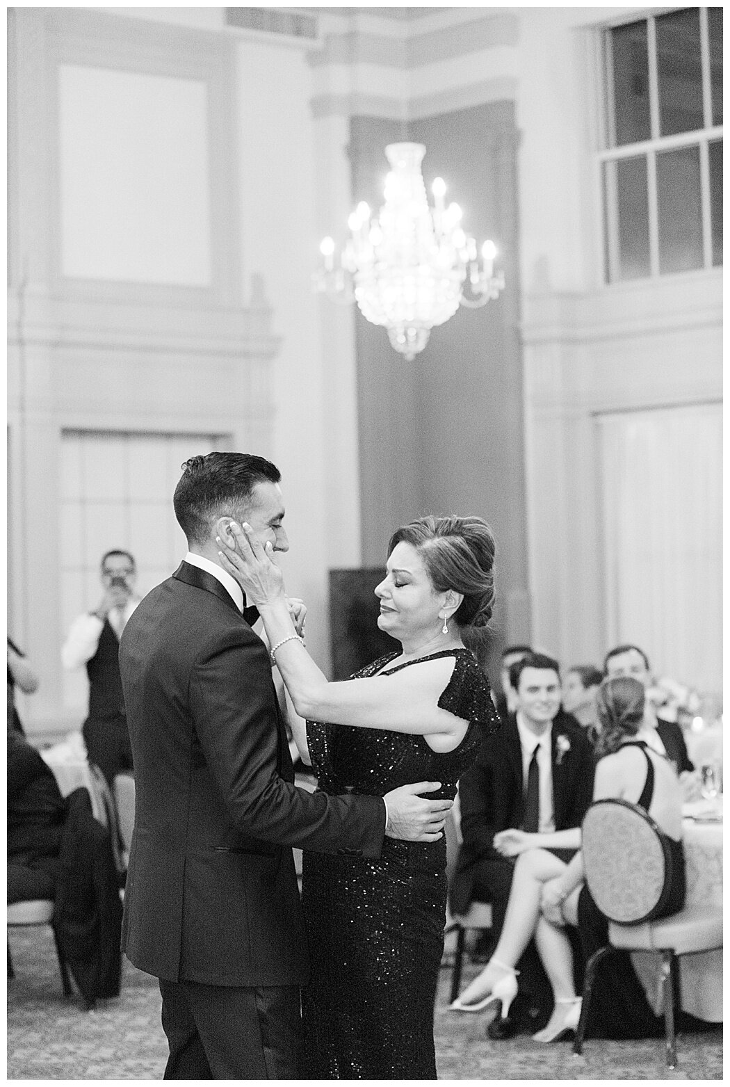 john-marshall-ballrooms-wedding-richmond-wedding-photographers_1622.jpg
