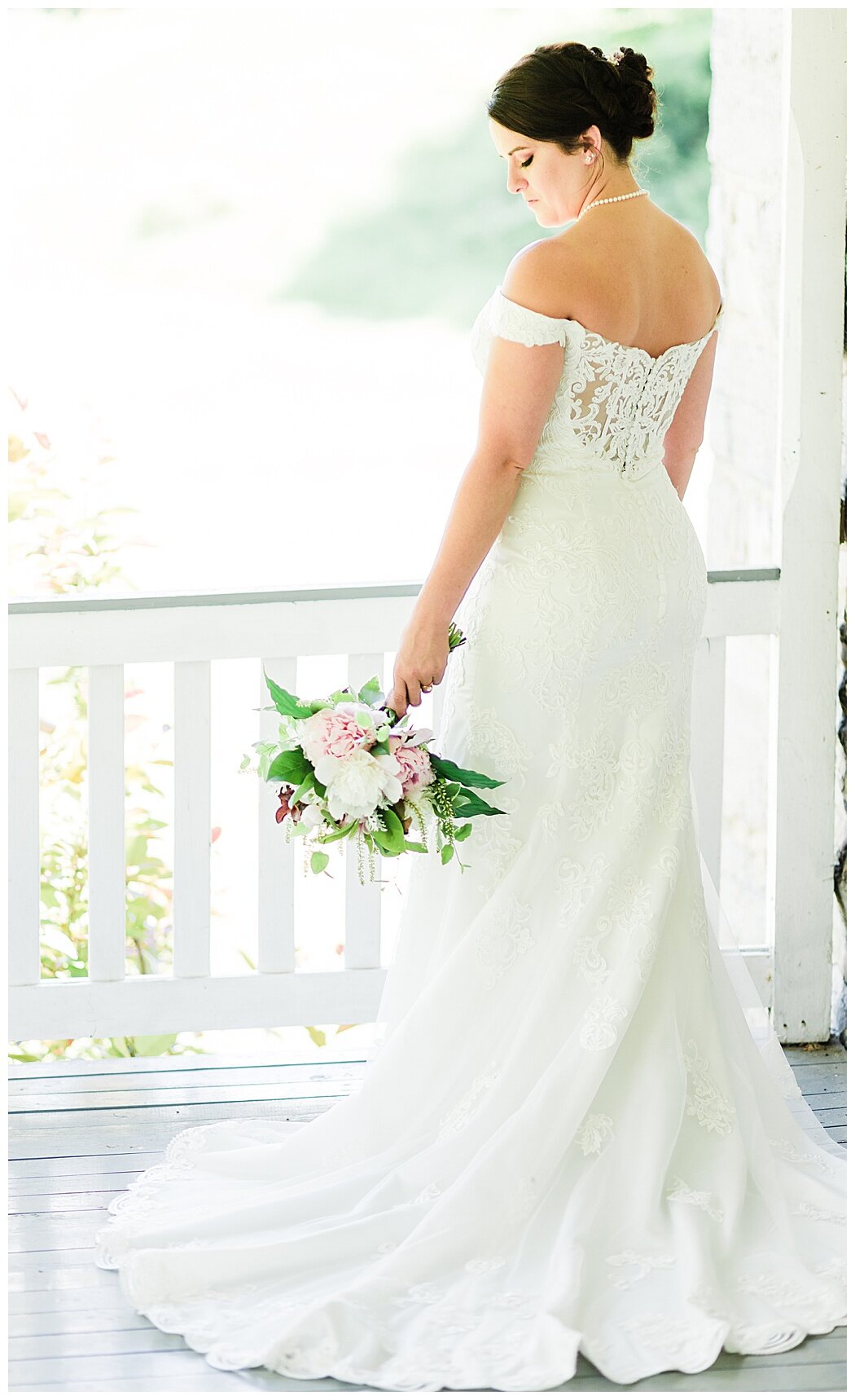 Covington-Virginia-Wedding-Photographer-Bridal-Portraits_2220.jpg